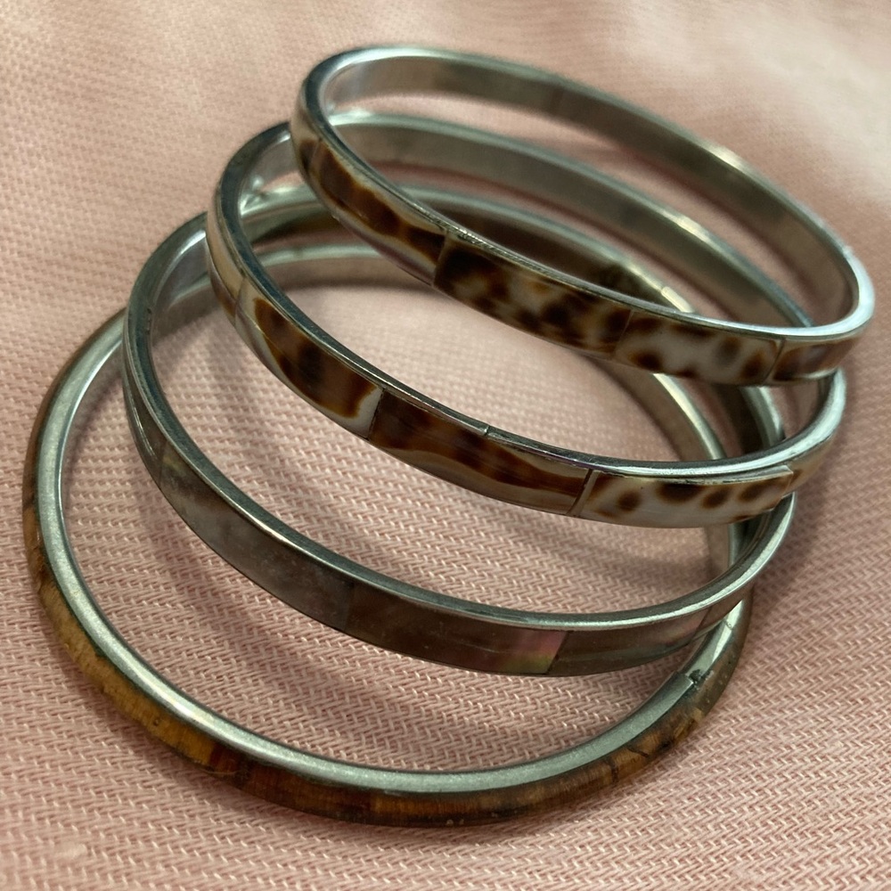 Native Shell Bangle Bracelets Set - Picture 3 of 4